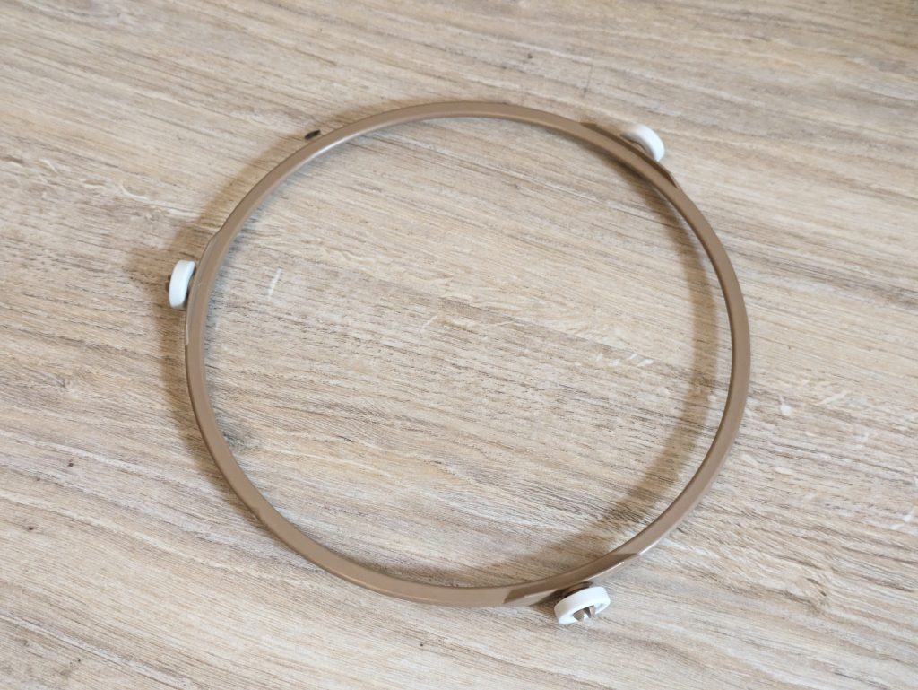 Drehring der Toshiba MV-AM20T Mikrowelle