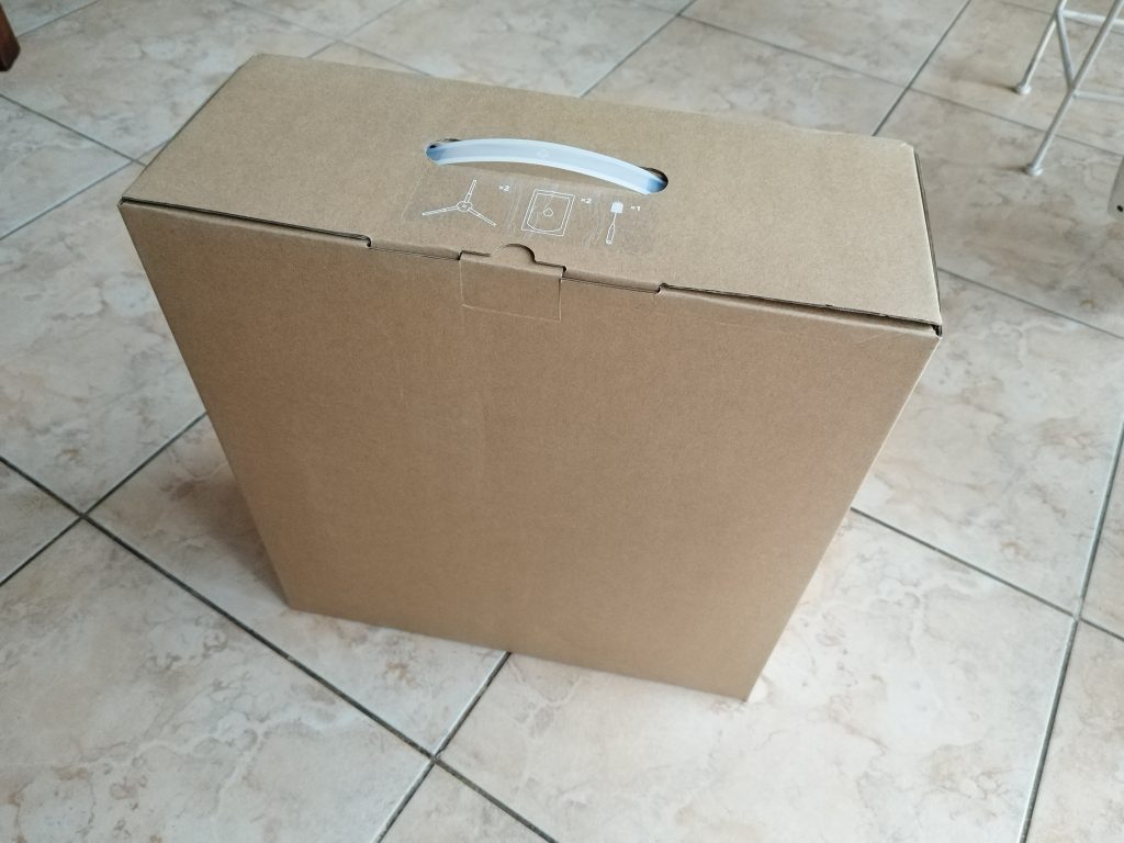 Einzelverpackung-des-SwitchBot-S10-Saug-Wisch-Roboters