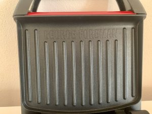 George Foreman 25030-56 Konatktgrill Nahaufnahme Grillplatte