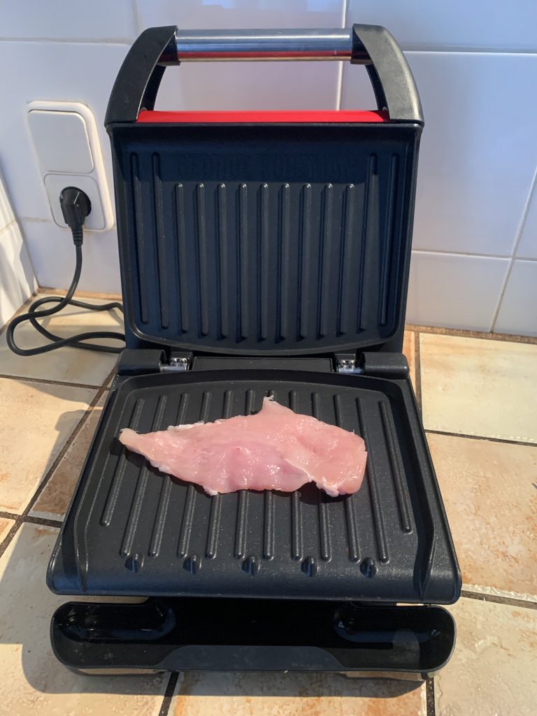 George Foreman ‎25030-56 Kontaktgrill Hähnchen vor der Zubereitung