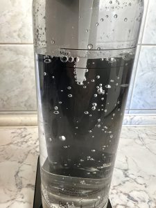 Philips GoZero ADD4901BK/10 Wassersprudler Wasserflasche mit Sprudel