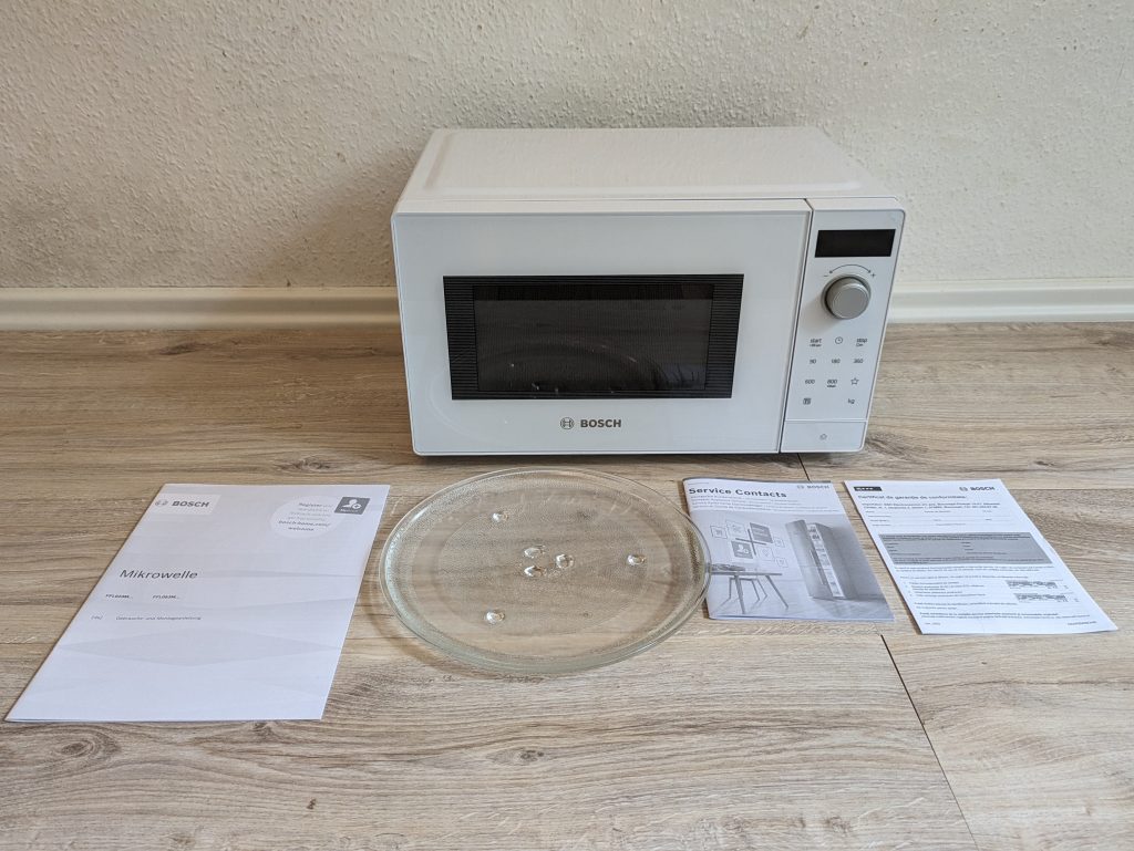Lieferumfang der Bosch FFL023MW0 Serie 2 Mikrowelle