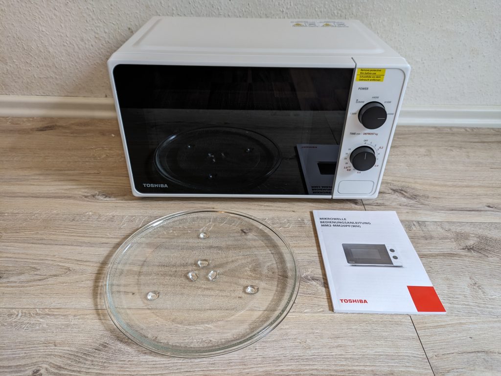 Lieferumfang der Toshiba MM2-MM20PF Mikrowelle