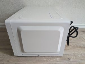 Orbegozo MI 2115 Mikrowelle von links
