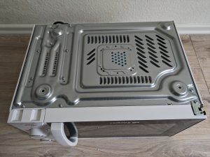 Orbegozo MI 2115 Mikrowelle von unten