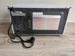 Panasonic NN-E20JWMEPG Mikrowelle von hinten