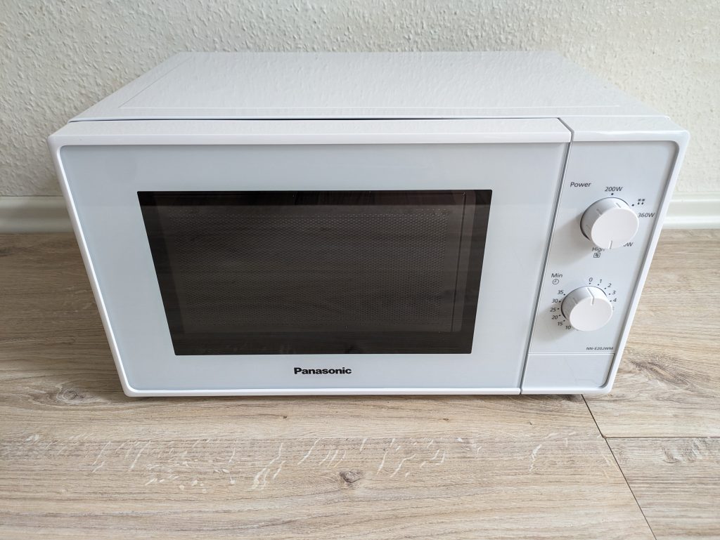 Panasonic NN-E20JWMEPG Mikrowelle von vorne