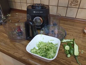 Philips Viva Collection Küchenmaschine, Gurke raspeln Ergebnis