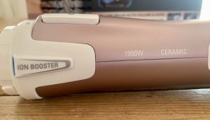 Rowenta Premium Care Brush Activ Volume & Shine CF9540 Warmluftbürste Nahansicht von der Seite