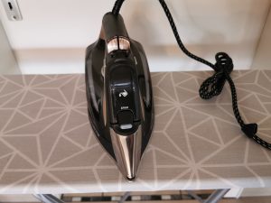Rowenta DW5325 Focus Excel Dampfbügeleisen Frontansicht