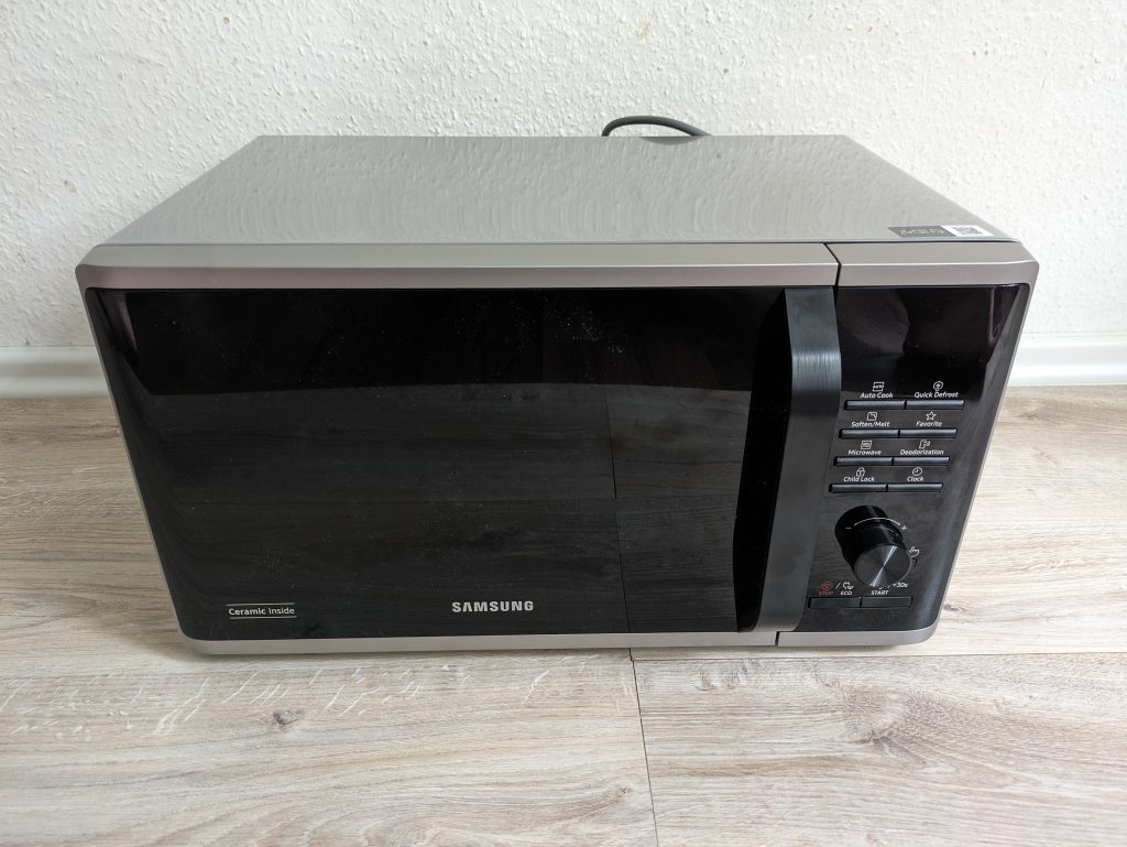 Samsung MS2AK3515ASEG Mikrowelle von vorne