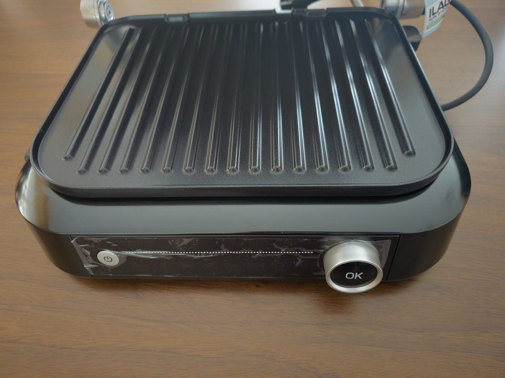 Severin KG 2395 Kontaktgrill Grillplatte und Bedienelemente