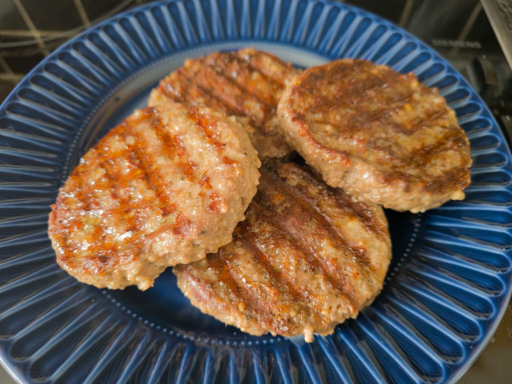 Severin KG 2395 Kontaktgrill Hamburgerfleisch gebraten