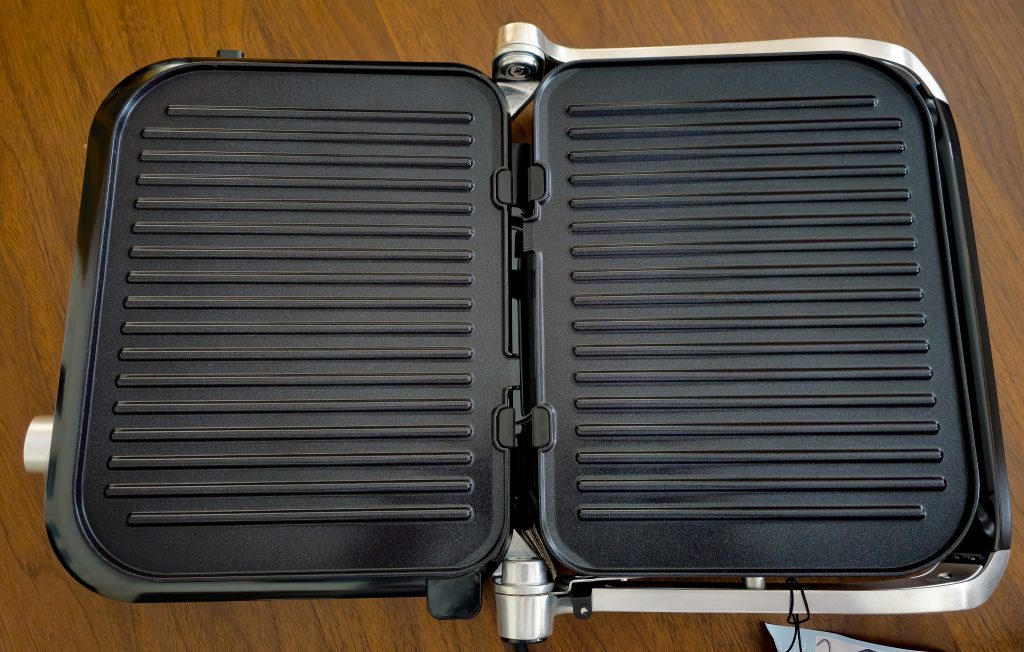 Severin KG 2395 Kontaktgrill aufgeklappt