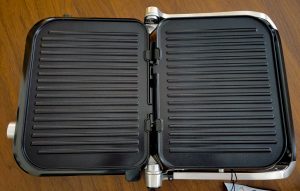 Severin KG 2395 Kontaktgrill aufgeklappt