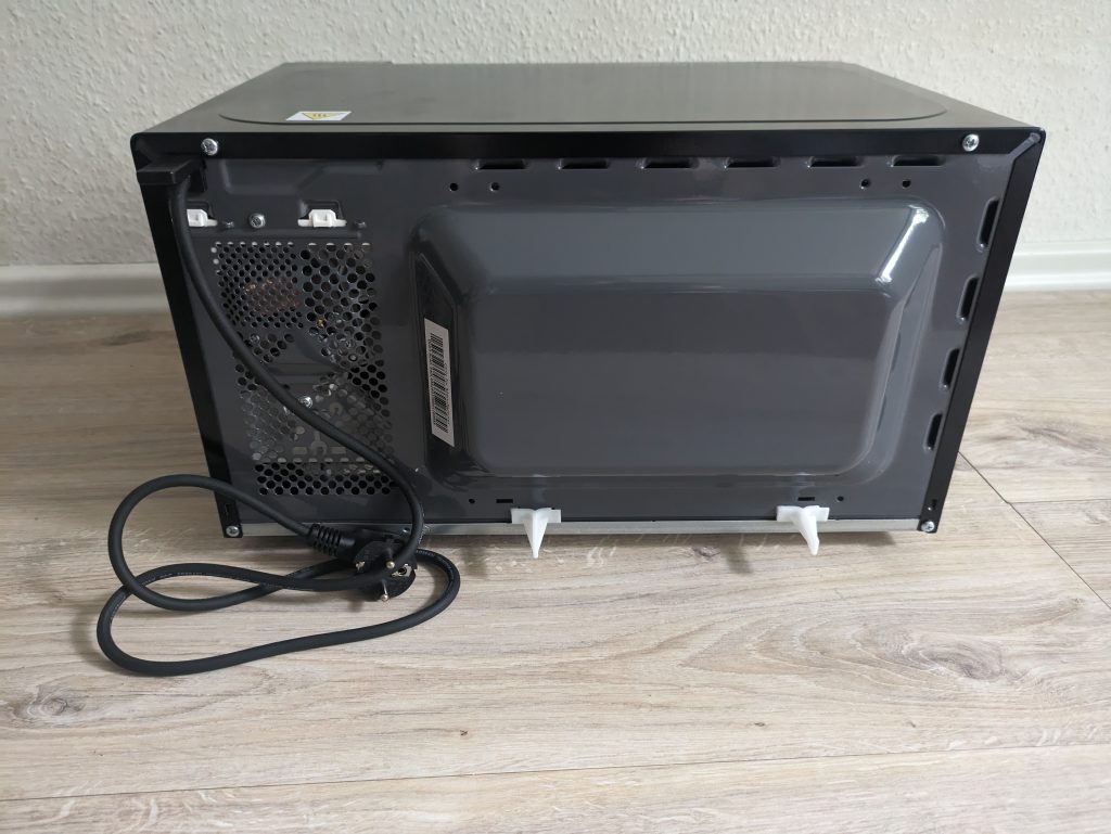 Sharp R642BKW Mikrowelle von hinten