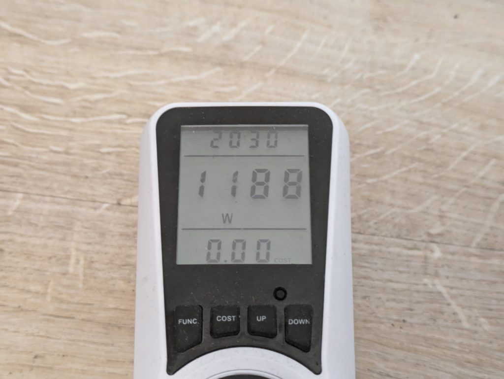 Stromverbrauch der Bosch FFL023MW0 Serie 2 Mikrowelle im Betrieb