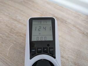 Stromverbrauch der Sharp R642BKW Mikrowelle im Betrieb