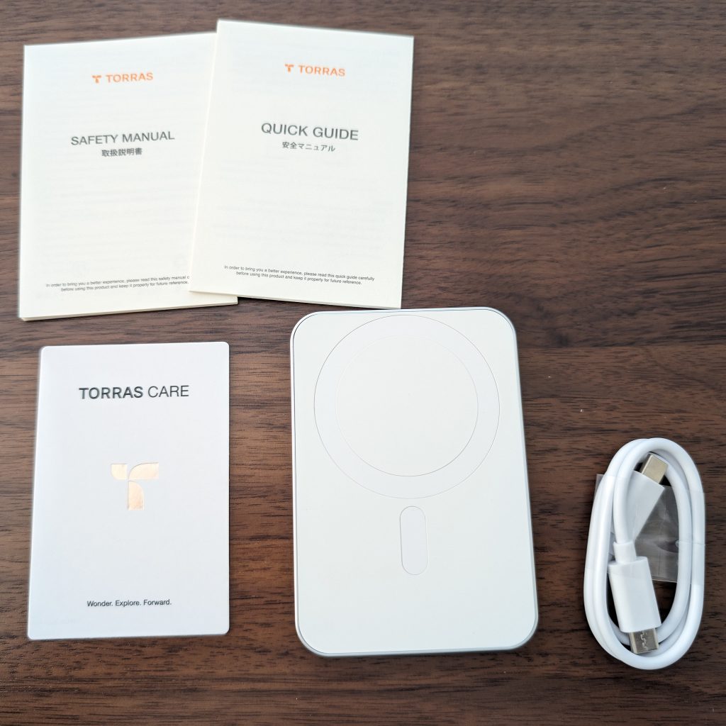 TORRAS PB-P051-01 Powerbank Lieferumfang