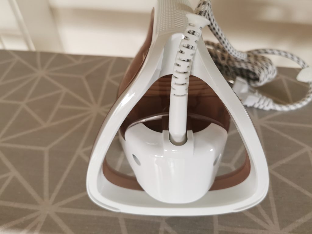 Tefal FV5780 Easygliss Eco Dampfbügeleisen Ansicht von hinten