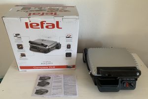 Tefal GC3050 2-in-1-Kontaktgrill ausgepackt