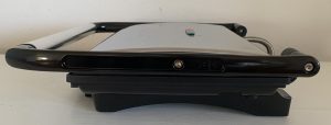 Tefal Inicio GC241D Kontaktgrill zusammengeklappt von der Seite