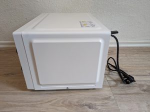 Toshiba MM2-MM20PF Mikrowelle von links