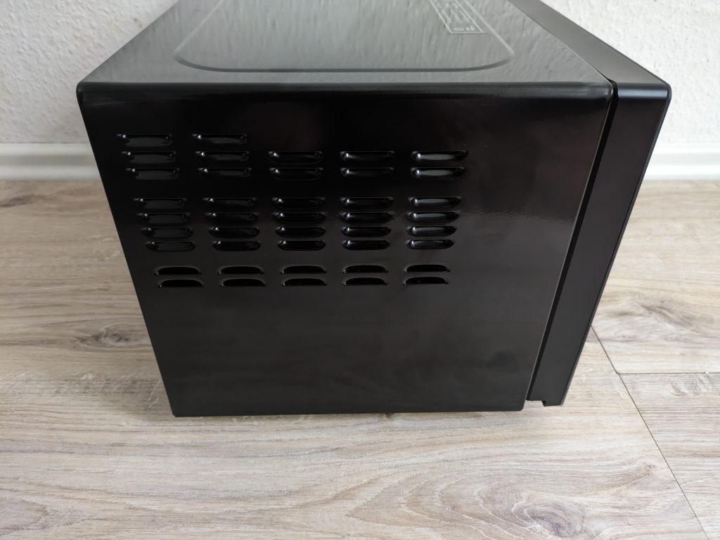 Toshiba MV-AM20T Mikrowelle von rechts