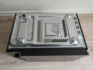Toshiba MV-AM20T Mikrowelle von unten