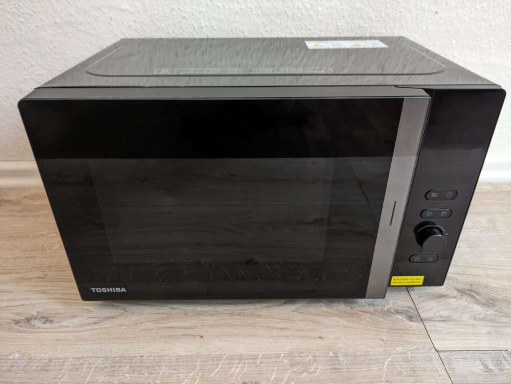Toshiba MV-AM20T Mikrowelle von vorne