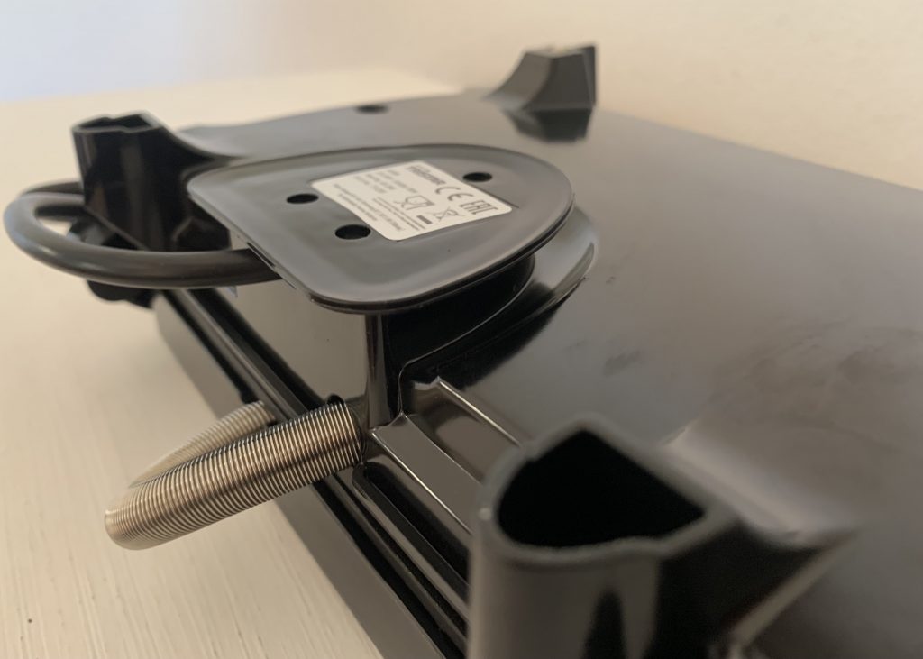 Tristar GR-2846 Kontaktgrill Nahaufnahme Kabelaufwicklung