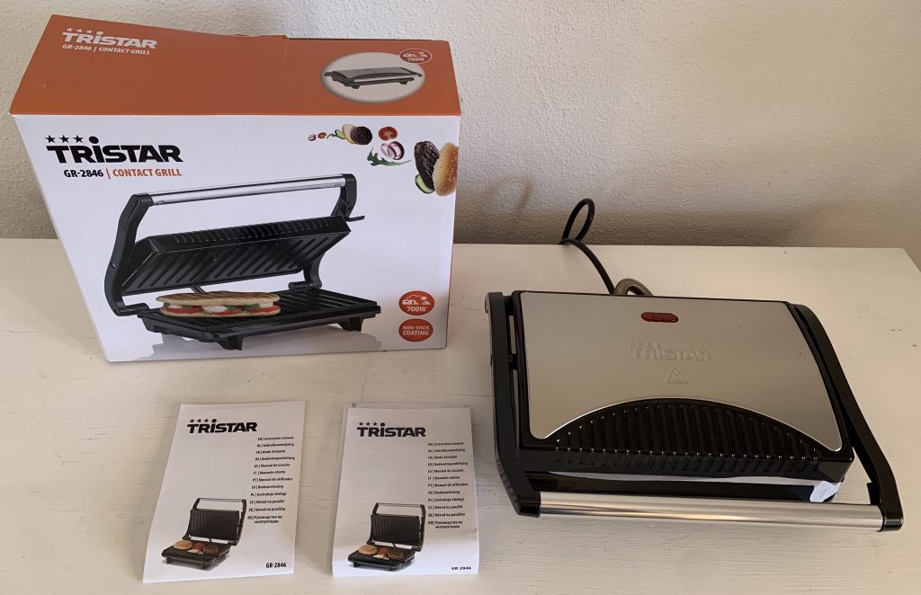 Tristar GR-2846 Kontaktgrill ausgepackt mit Zubehör