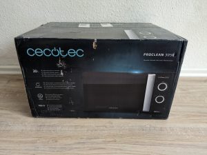 Verpackung der Cecotec Microondas ProClean 3050 Mikrowelle von hinten