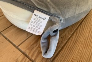 WELLGRO-Nackenkissen Etikett mit Reinigungshinweisen