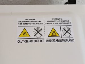 Warnhinweis der Toshiba MM2-MM20PF Mikrowelle