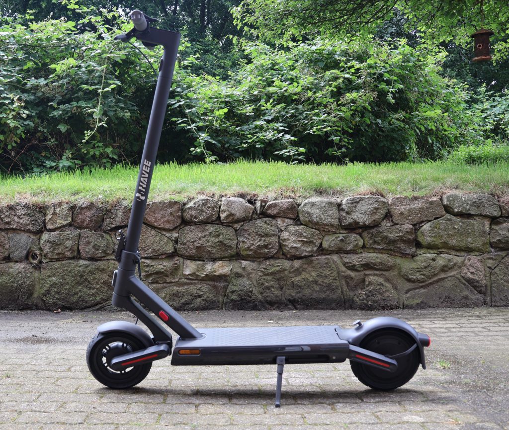 Navvee S65D Elektro-Scooter Seitenansicht