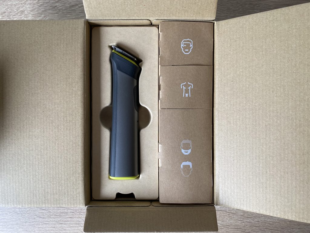 Philips Series 7000 All-in-One-Trimmer Haarschneider in der Verpackung 1