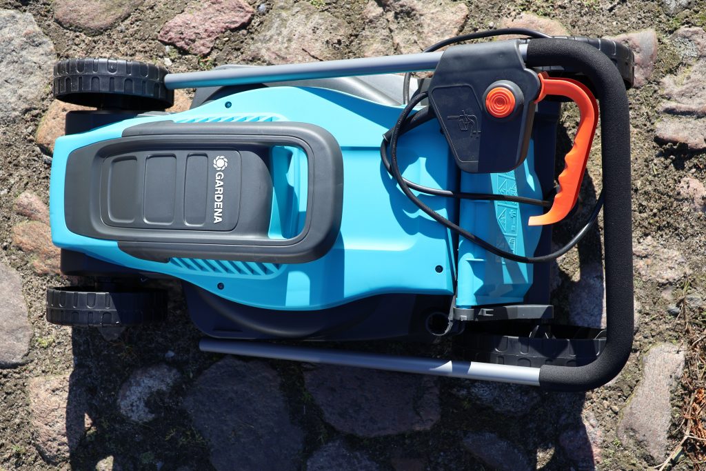 Gardena PowerMax 1100-32 Rasenmäher ausgepackt