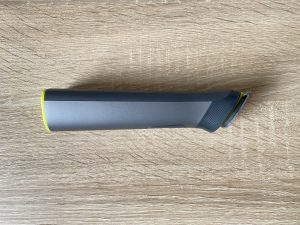 Philips Series 7000 All-in-One-Trimmer Haarschneider rechte Seite