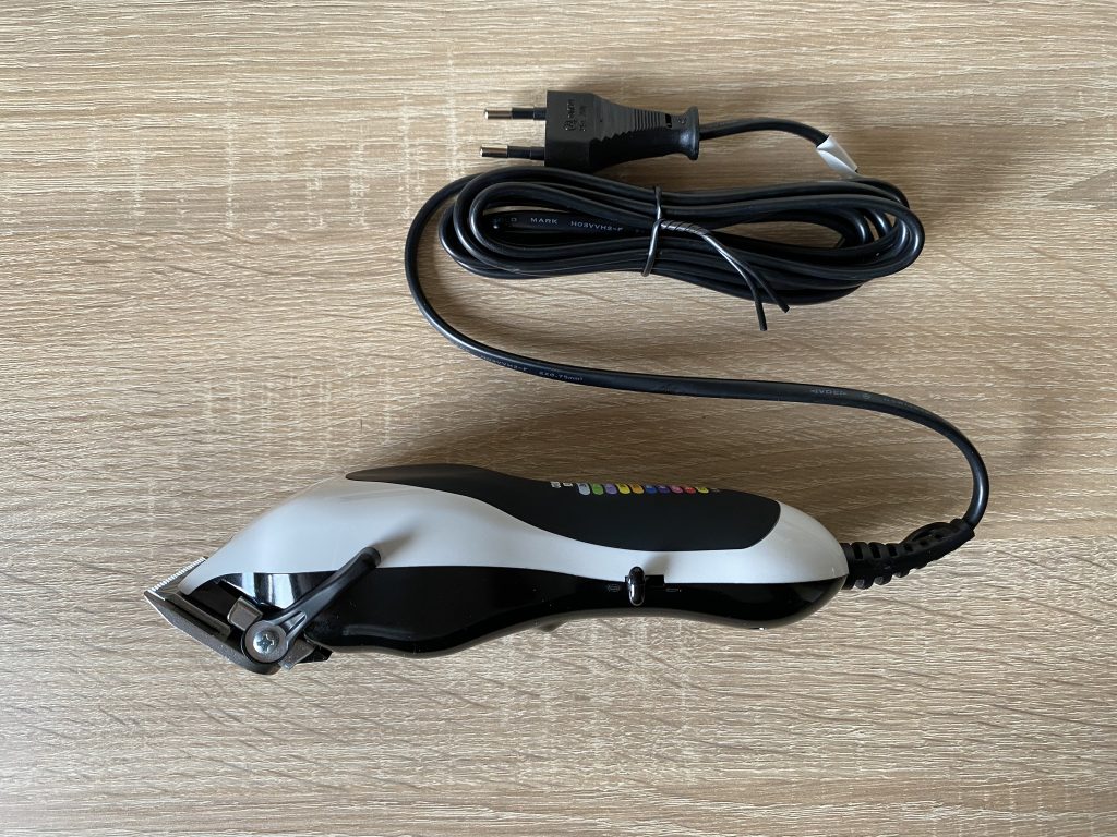 Wahl ColorPro Plus Haarschneider linke Seite
