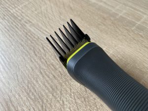Philips Series 7000 All-in-One-Trimmer Haarschneider langer Kammausfatz 16 Millimeter