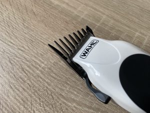 Wahl ColorPro Plus Haarschneider mit Ohrschneideraufsatz
