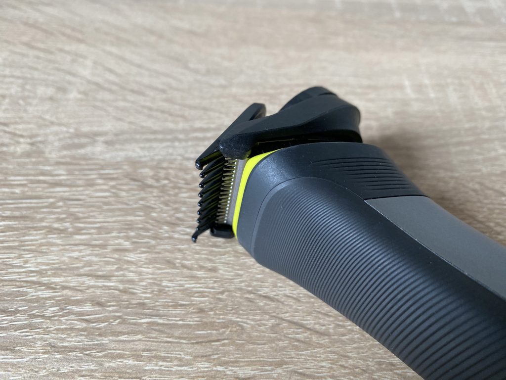 Philips Series 7000 All-in-One-Trimmer Haarschneider einstellbarer Präzisionsaufsatz auf höchster Stufe