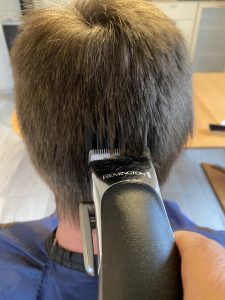 Remington HC363C Professional beim Haareschneiden