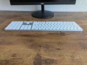 Apple Magic Tastatur von hinten