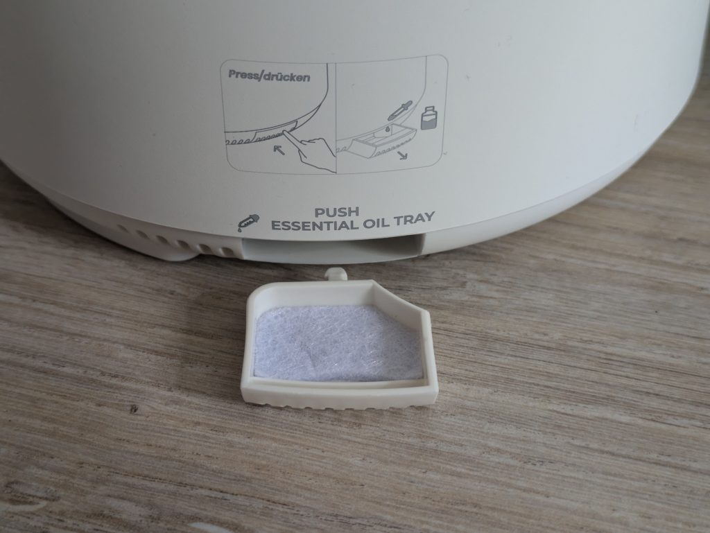 Aromafach des Homvana H101 Luftbefeuchters geöffnet