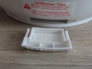Aromafach des InnoBeta Waterdrop 2.0 Luftbefeuchters geöffnet