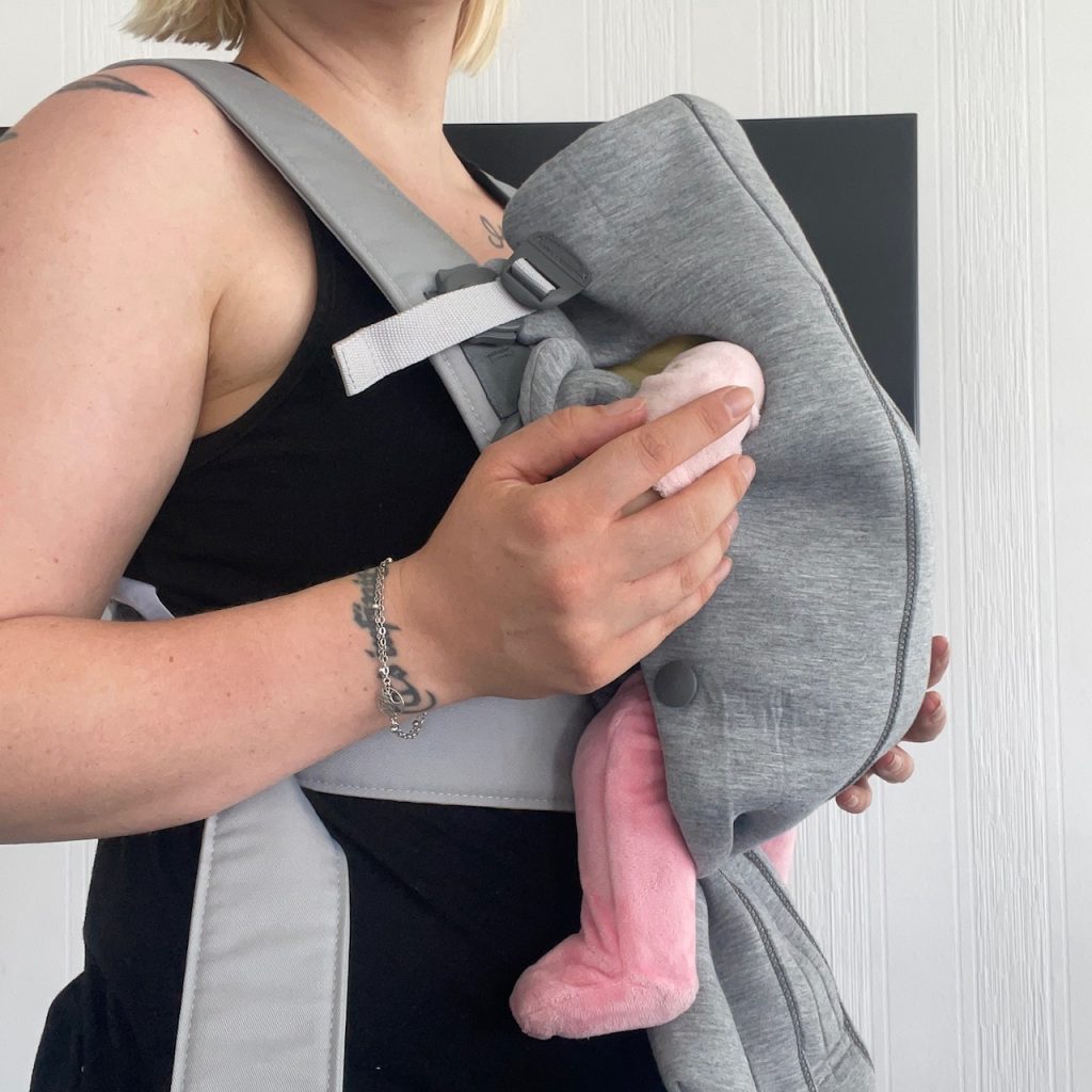 BabyBjörn Mini Babytrage Seitenansicht