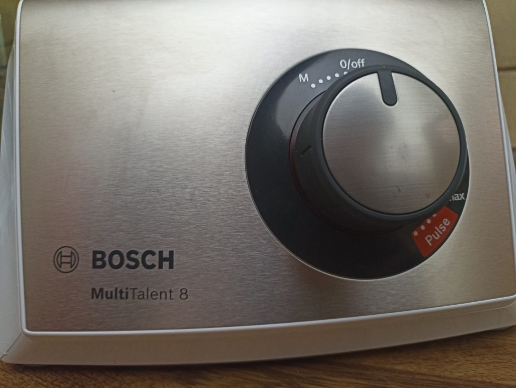 Bosch MultiTalent 8 MC812S814 Küchenmaschine, Drehregler
