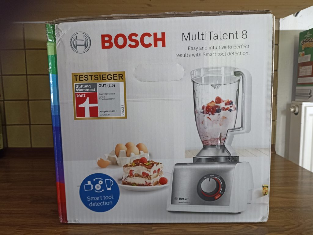 Bosch MultiTalent 8 MC812S814 Küchenmaschine, Verpackung Seitenansicht 2